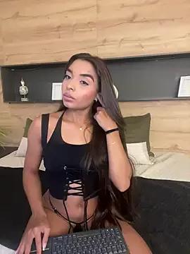 Customizable and immersive: Energize your taste buds and checkout our delicious choice of amateur cams liveshows with excited livestreamers getting their sweet physiques pounded with their beloved vibrating toys.