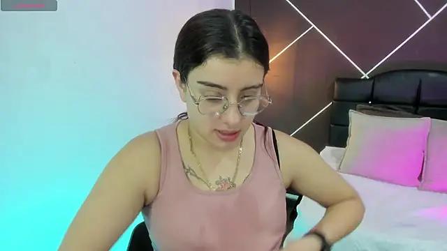 Customizable and immersive: Energize your taste buds and checkout our delicious choice of amateur cams liveshows with excited livestreamers getting their sweet physiques pounded with their beloved vibrating toys.