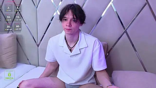AnthonyHall from StripChat is Freechat