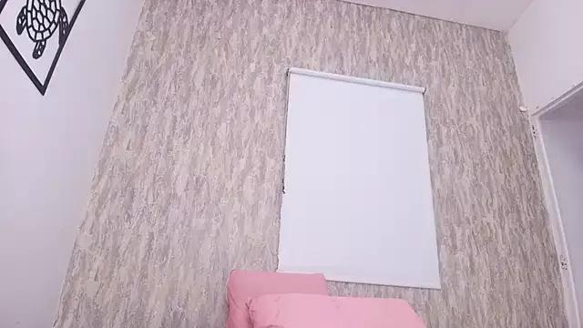 antonella_bonne from StripChat is Freechat