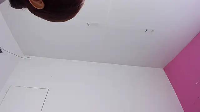 antonella_bonne from StripChat is Freechat