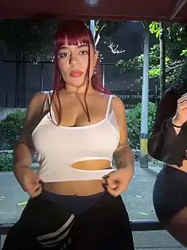 Antonella_ro from StripChat is Freechat