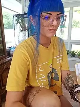 anyalikestosuck from StripChat is Freechat