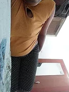 Apsaralive from StripChat is Freechat
