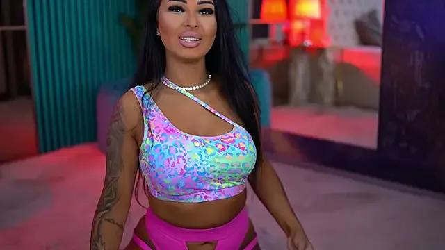 Customizable and immersive: Energize your taste buds and checkout our delicious choice of amateur cams liveshows with excited livestreamers getting their sweet physiques pounded with their beloved vibrating toys.