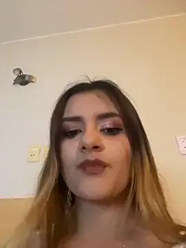 Ari_dreamss from StripChat is Freechat