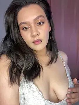 Ari_Martin from StripChat is Freechat