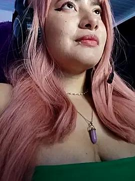Customizable and immersive: Energize your taste buds and checkout our delicious choice of amateur cams liveshows with excited livestreamers getting their sweet physiques pounded with their beloved vibrating toys.