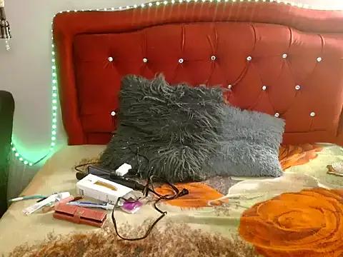 Customizable and immersive: Energize your taste buds and checkout our delicious choice of amateur cams liveshows with excited livestreamers getting their sweet physiques pounded with their beloved vibrating toys.