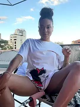 ARIANA-SEX-SHOW from StripChat is Freechat