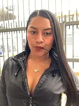 AriannaPink_ from StripChat is Freechat