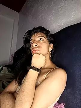 Ariell_Kieran from StripChat is Freechat