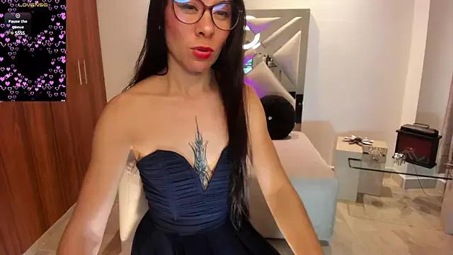 Arizona_Musee from StripChat is Freechat