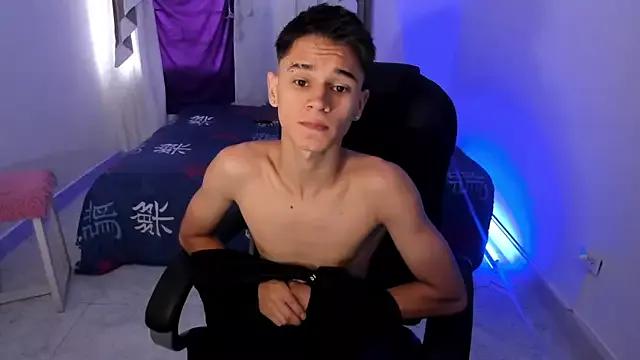 Customizable and immersive: Energize your taste buds and checkout our delicious choice of amateur cams liveshows with excited livestreamers getting their sweet physiques pounded with their beloved vibrating toys.