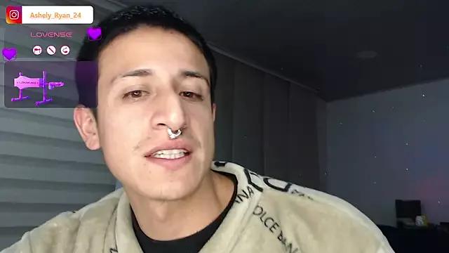 ashely_ryan24 from StripChat is Freechat
