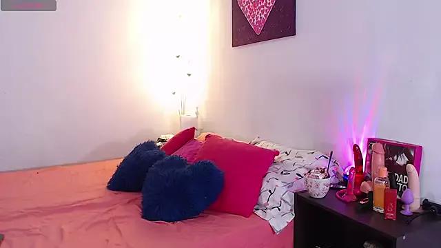 Ashley_alvarex from StripChat is Freechat