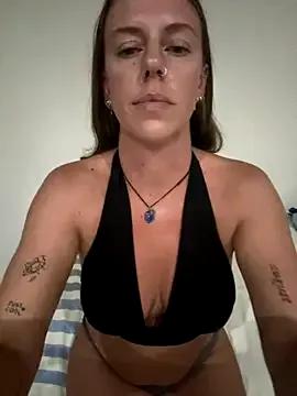 Ashley_British1000 from StripChat is Freechat