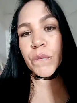 Ashley_Grahaam from StripChat is Freechat