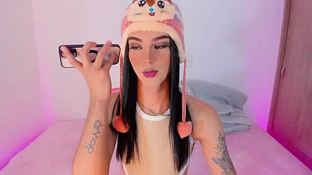 Customizable and immersive: Energize your taste buds and checkout our delicious choice of amateur cams liveshows with excited livestreamers getting their sweet physiques pounded with their beloved vibrating toys.