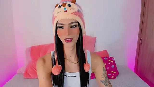 Customizable and immersive: Energize your taste buds and checkout our delicious choice of amateur cams liveshows with excited livestreamers getting their sweet physiques pounded with their beloved vibrating toys.