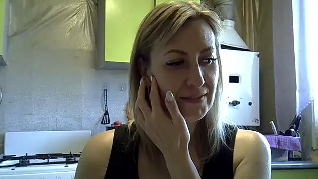 AshleyXHoney from StripChat is Freechat