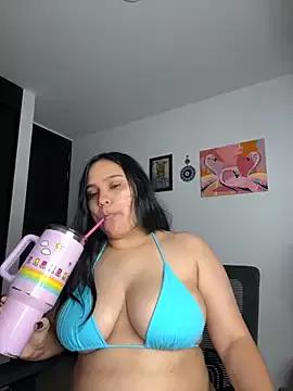 Customizable and immersive: Energize your taste buds and checkout our delicious choice of amateur cams liveshows with excited livestreamers getting their sweet physiques pounded with their beloved vibrating toys.