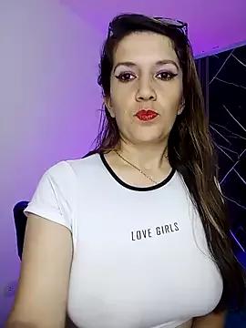 Customizable and immersive: Energize your taste buds and checkout our delicious choice of amateur cams liveshows with excited livestreamers getting their sweet physiques pounded with their beloved vibrating toys.