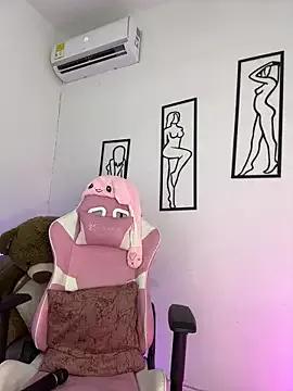 ashlyrey-1 from StripChat is Freechat