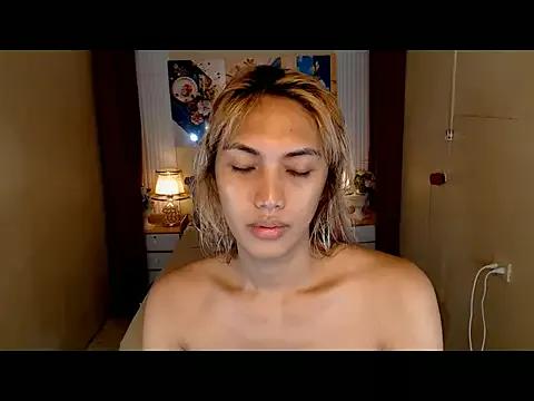 AthenaFLamia from StripChat is Freechat