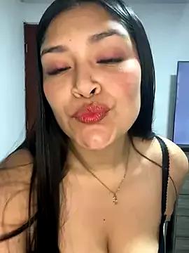 Customizable and immersive: Energize your taste buds and checkout our delicious choice of amateur cams liveshows with excited livestreamers getting their sweet physiques pounded with their beloved vibrating toys.