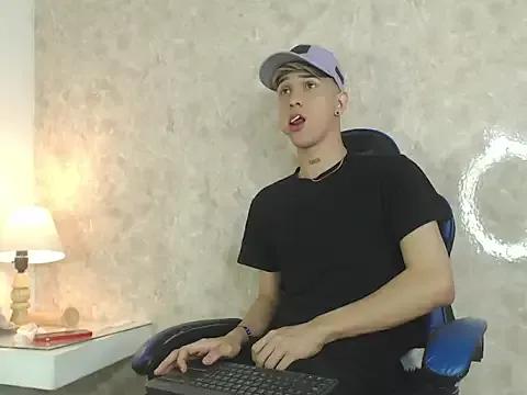 AustinPrice from StripChat is Freechat
