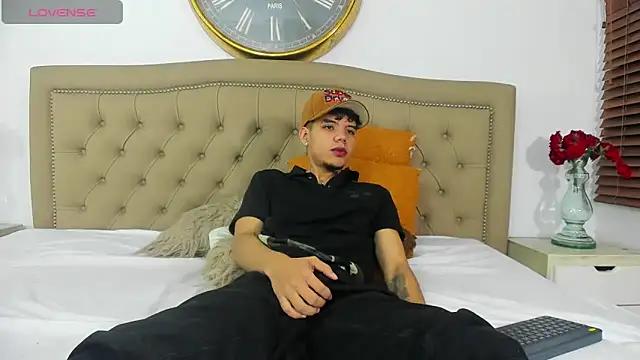Axel_Forte from StripChat is Freechat