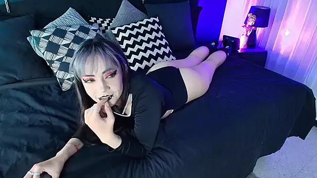 Customizable and immersive: Energize your taste buds and checkout our delicious choice of amateur cams liveshows with excited livestreamers getting their sweet physiques pounded with their beloved vibrating toys.