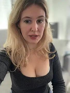 Customizable and immersive: Energize your taste buds and checkout our delicious choice of amateur cams liveshows with excited livestreamers getting their sweet physiques pounded with their beloved vibrating toys.