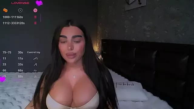 Customizable and immersive: Energize your taste buds and checkout our delicious choice of amateur cams liveshows with excited livestreamers getting their sweet physiques pounded with their beloved vibrating toys.