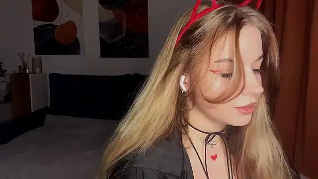 Babymoney_2007 from StripChat is Freechat