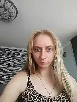babyXlove from StripChat is Freechat