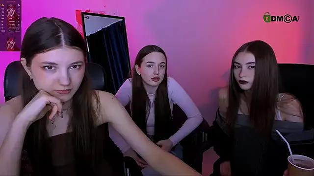 Customizable and immersive: Energize your taste buds and checkout our delicious choice of amateur cams liveshows with excited livestreamers getting their sweet physiques pounded with their beloved vibrating toys.