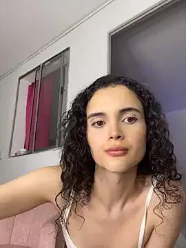 barbieEmi from StripChat is Freechat