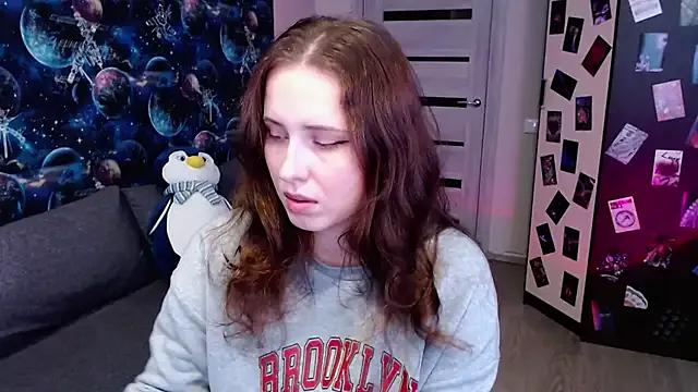 BarbiePieer from StripChat is Freechat