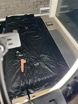 bdsmcouple69 from StripChat is Freechat