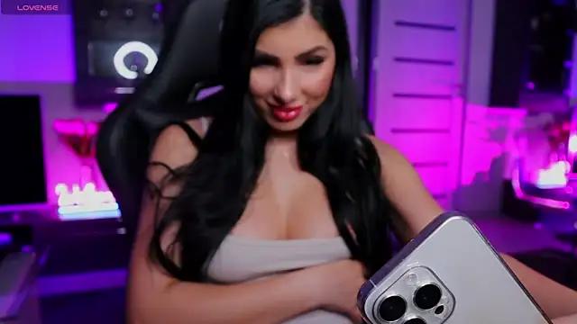 Customizable and immersive: Energize your taste buds and checkout our delicious choice of amateur cams liveshows with excited livestreamers getting their sweet physiques pounded with their beloved vibrating toys.