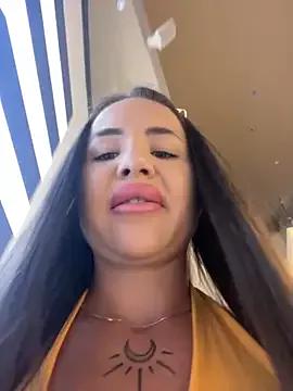 Customizable and immersive: Energize your taste buds and checkout our delicious choice of amateur cams liveshows with excited livestreamers getting their sweet physiques pounded with their beloved vibrating toys.