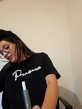 Bel_lla036Bella from StripChat is Freechat