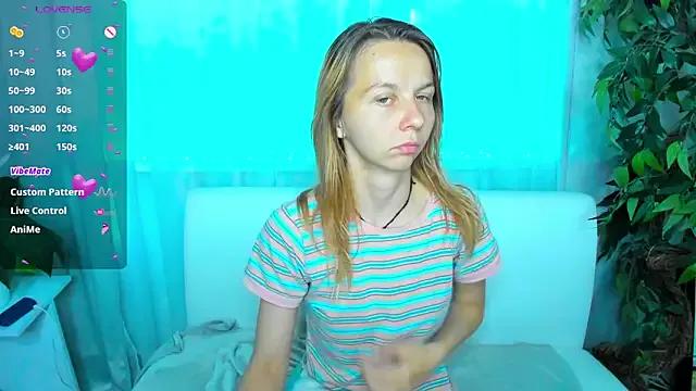 Bell_a_mi_ from StripChat is Freechat