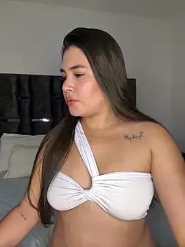 Bella-kim- from StripChat is Freechat