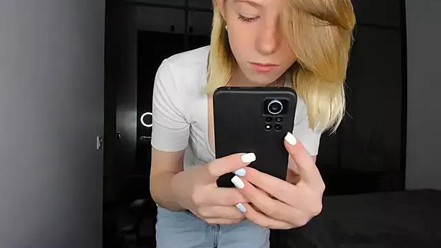 Customizable and immersive: Energize your taste buds and checkout our delicious choice of amateur cams liveshows with excited livestreamers getting their sweet physiques pounded with their beloved vibrating toys.