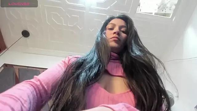 BellaTaylorxx from StripChat is Freechat