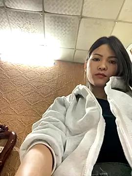 Beolulu from StripChat is Freechat