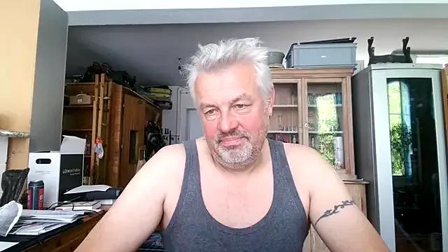 Photos of Berg_Boy from StripChat is Freechat